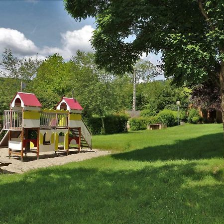 Camping Le Paisserou Najac Exteriör bild