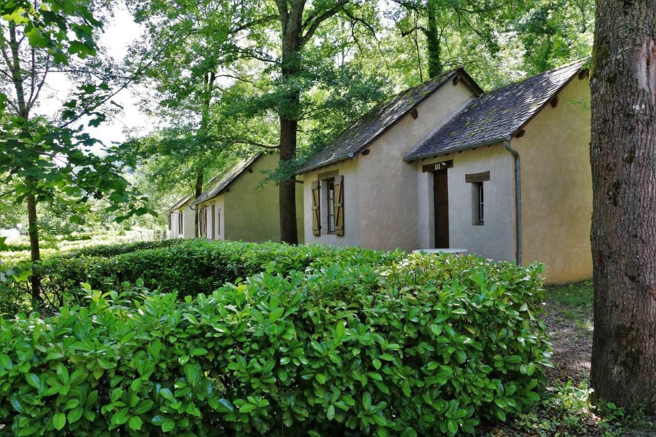 Camping Le Paisserou Najac Exteriör bild